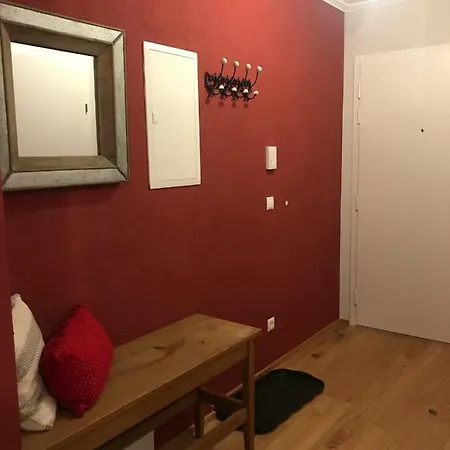 Modern With Balcony Apartament *