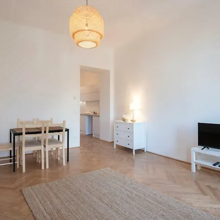 Living - Margareten Apartment