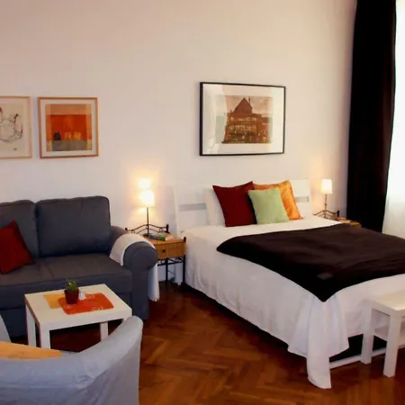 Apartment Cosy Close To