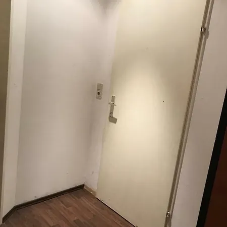 Homestay City Center Private With Shared Bathroom. Vienna