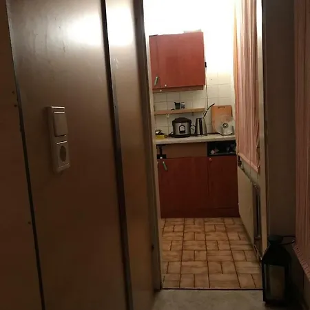 City Center Private With Shared Bathroom.