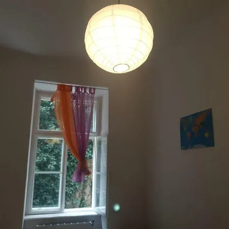 Homestay City Center Private With Shared Bathroom. *