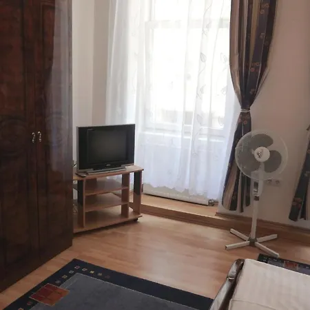 Marien-hof Apartahotel Viena