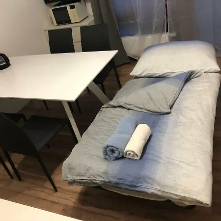 Spacious With Balcony * Vienna