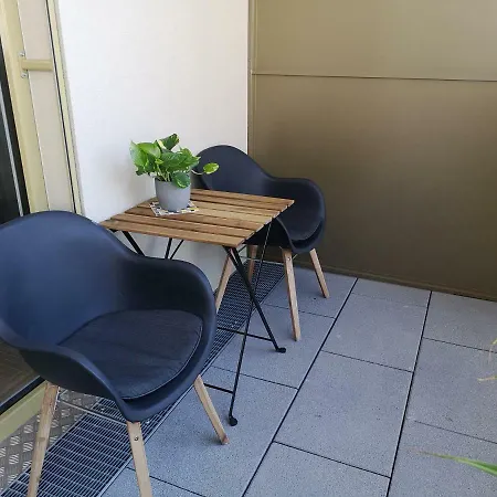 Apartment S-home @ Central Station *