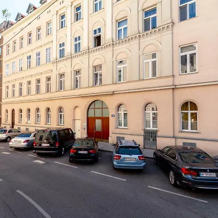 Premium In The City Center