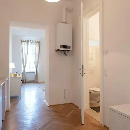 Living - Margareten Apartment
