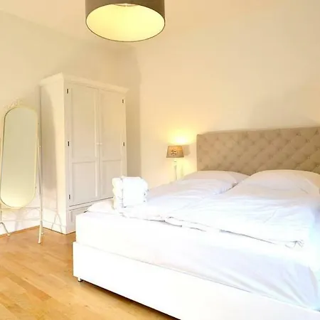 Apart Otel Residence, Naschmarkt - Karlsplatz Viyana