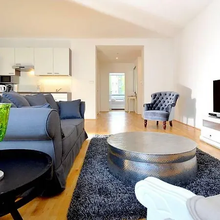 Residence, Naschmarkt - Karlsplatz Apart Otel Viyana