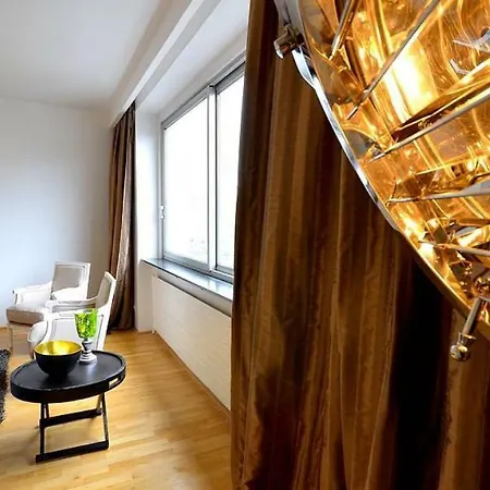 Apart Otel Residence, Naschmarkt - Karlsplatz Viyana