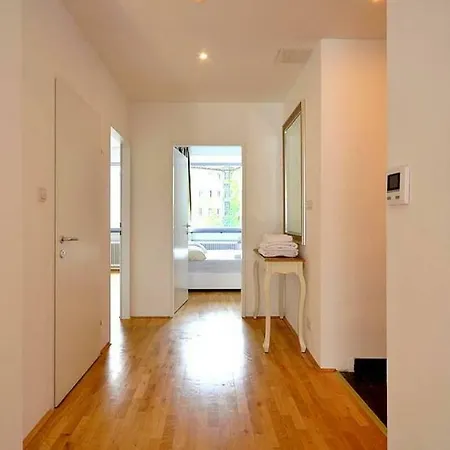 Residence, Naschmarkt - Karlsplatz Apart Otel Viyana