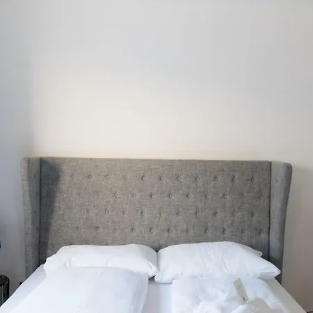 Residence, Naschmarkt - Karlsplatz *