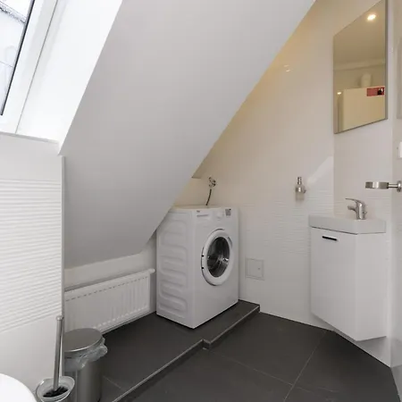 Apartment Ullmann 1150 Vienna