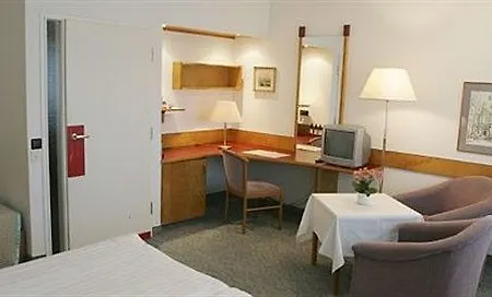 Ekazent Schoenbrunn Hotel