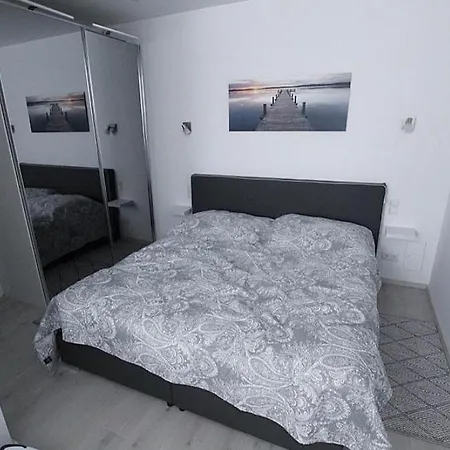 Theresa Tiana Apartment Vienna