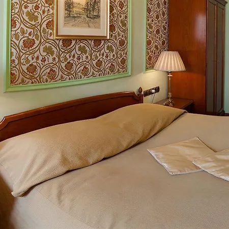 Arenberg Boutique Zentrum 4*