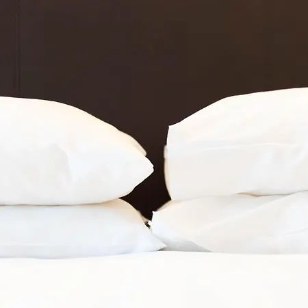 Hilton Garden South 4*