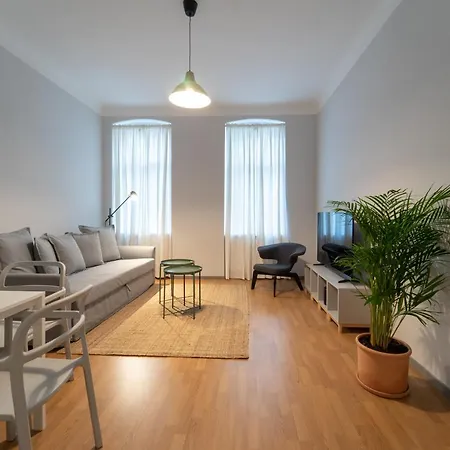 Casa Mama Aparthotel *