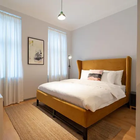 Casa Mama Aparthotel