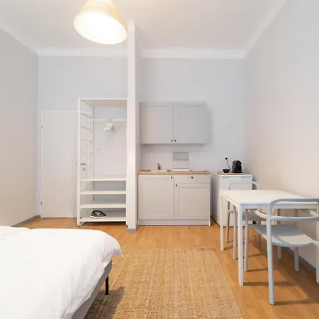 Casa Mama Aparthotel *