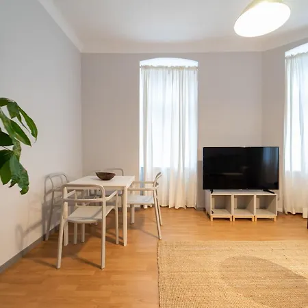 Casa Mama Aparthotel *