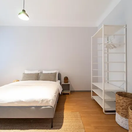Casa Mama Aparthotel *
