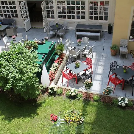 Josefshof Am Rathaus Hotel