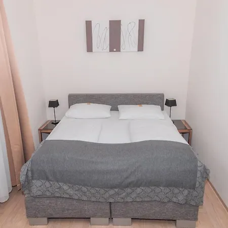 A Und A Vendégház 3*