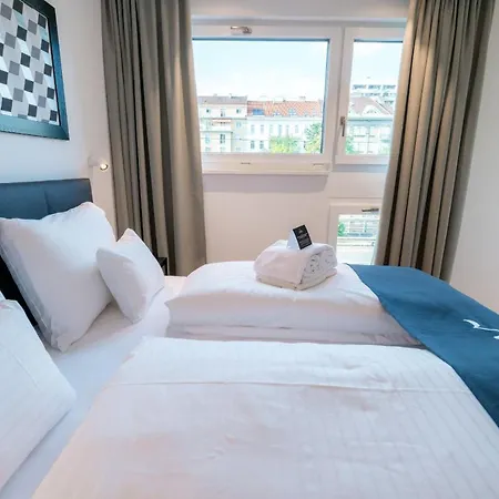 Residence, Hietzing - Schoenbrunn Apart Otel Viyana
