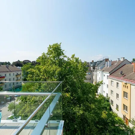 Residence, Hietzing - Schoenbrunn * Viyana