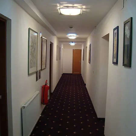 Hotel Lenas Donau Vienna