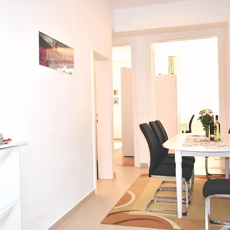 Cosy 3 Viennese Flat - 10min To Center