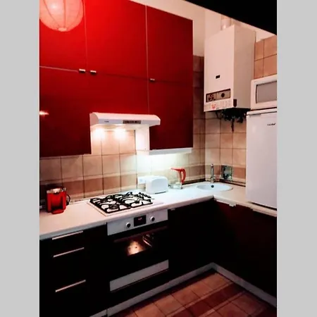 Family With Two Bathrooms Near To Center