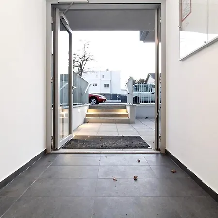 Balcony/pool/free Parking Garage Apartment Wien