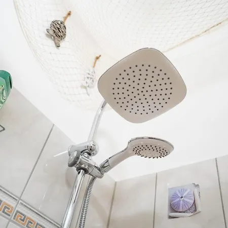 Cozy Modern Nest In The Heart Of With Netflix Apartament *