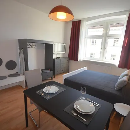 Charmante Altbauapartments Apostelgasse Apartment *