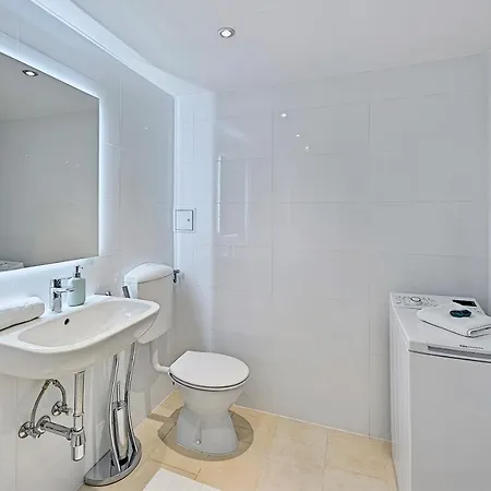 Krongasse Apartment *