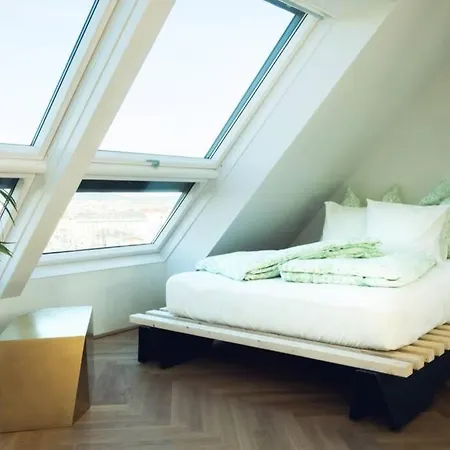 Blackriver Loft Mit Gratis Parkplatz Nahe Schoenbrunn Und U6