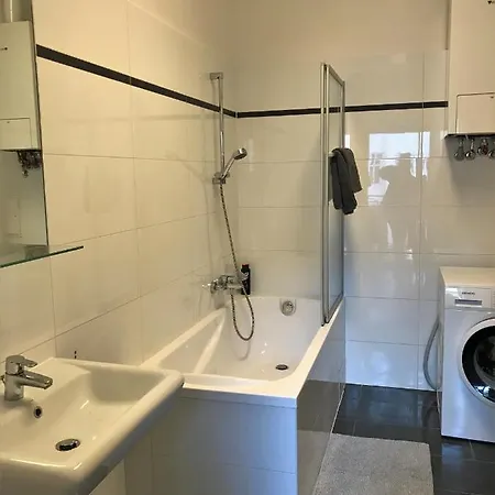 Near Yppenplatz & Brunnenmarkt Apartament Wiedeń