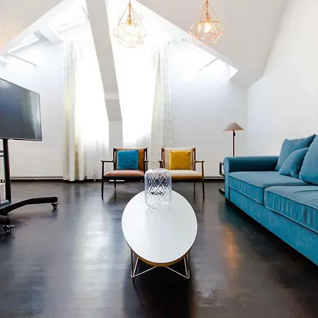 Extraordinary Center @stephansplatz Apartment