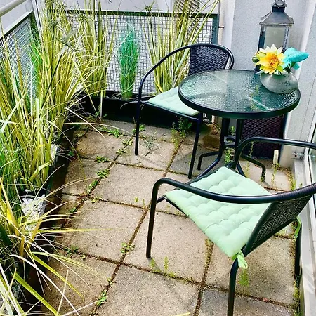 Apartment Luxurious Incl Garage And Terrace