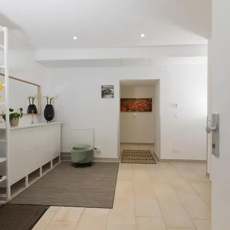 Apartment Yeshello Belvedere *