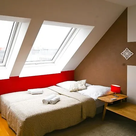 Apartment Bright Duplex Danube Canal