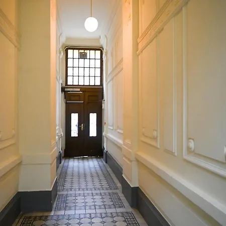 Bright Duplex Danube Canal Apartment