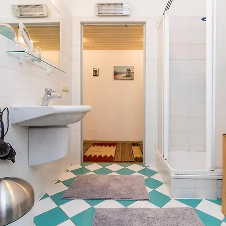 Spacious And Extraordinary Apartment Vienna