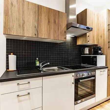 Modern Next To Subway Station * Vienne