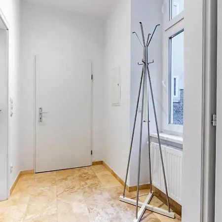 Modern Next To Subway Station * Vienne