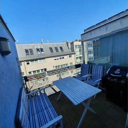 Sonnige Terassenwohnung Apartmán *
