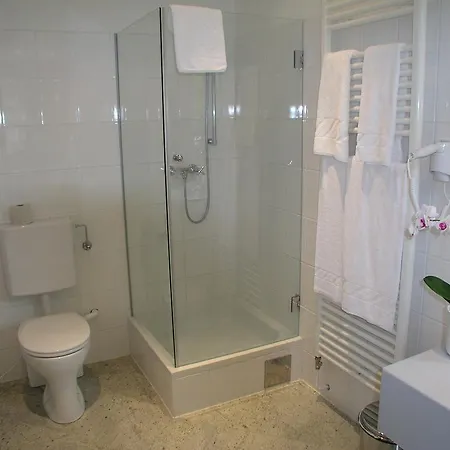 Hotel Wiener Kindl 3*