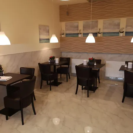 Ch-hostel Hostal *